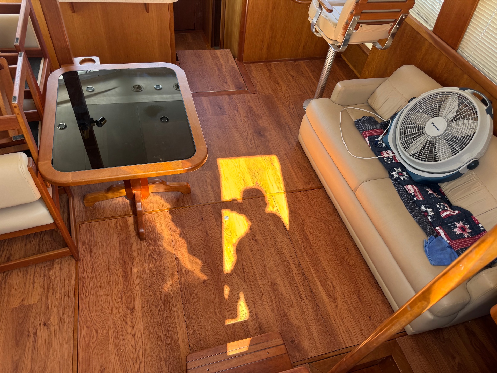 Marine cabin flooring